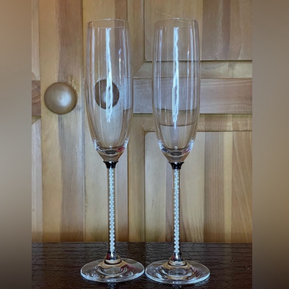 Lenox Jubliee pearl, fluted champagne